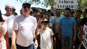 Ümit Özdağ, partisinin 100. Yıl Cumhuriyet Doğa Yürüyüşü'ne katıldı