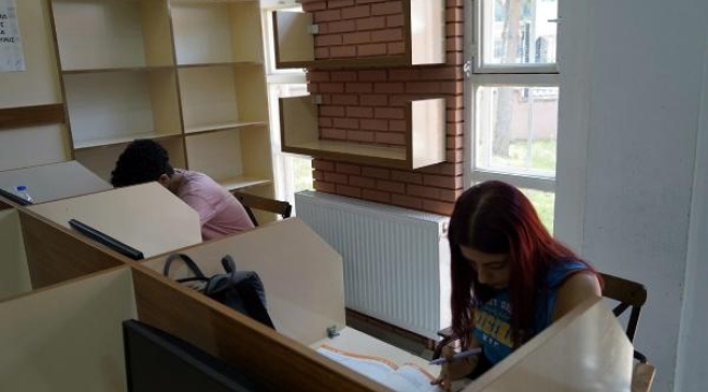 Yunusemre'de kütüphanelerin giriş-çıkış saatlerine düzenleme