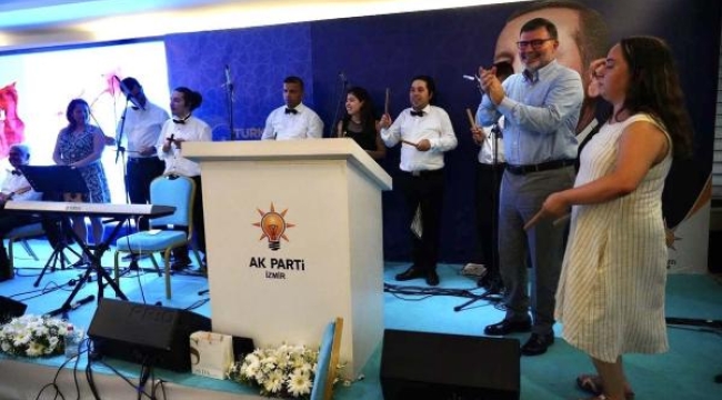 AK Parti İzmir'de 'Dünya Yardımlaşma Günü' buluşması