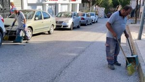 Alaşehir'de temizlik çalışmaları sürüyor