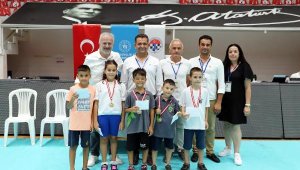 Aliağa Belediyesi'nin satranç turnuvasına 248 sporcu katıldı