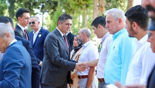 Aliağa'da Zafer Bayramı'nda Ajda Pekkan sahneye çıkacak