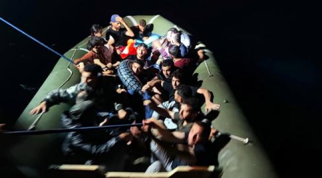 Bodrum'da 21 kaçak göçmen kurtarıldı