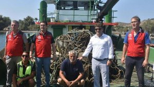 Bodrum'da denizin dibinde tonoz ve çapa temizliği