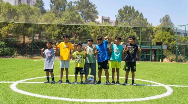 Bornova'da yapılan Meriç Yaşayan Parkı açılışa hazırlanıyor