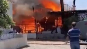 Cami lojmanında yangın! İmamın annesi öldü