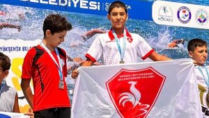 Denizlili yüzücü altın madalya kazandı