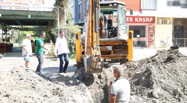 Edremit'te yollar yenileniyor