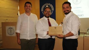 EGİAD'da Türkiye'nin temiz enerji üssü olmasında hidrojenin katkısı konuşuldu