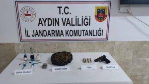 Evinde 1 kilo 170 gram esrarla yakalandı