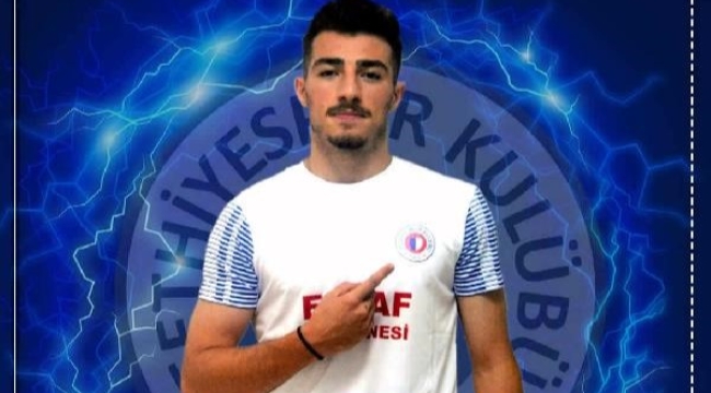 Fethiyespor'a Galatasaray'dan stoper