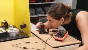 Fiziği sevdi, çocukluk hayalinden vazgeçti