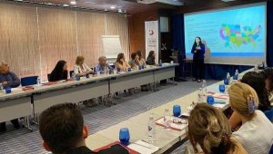 İzmir'de Dünya İnsan Ticareti ile Mücadele Günü'nde farkındalık çalıştayı