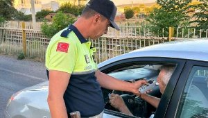 İzmir'de jandarma sürücülere ceza yağdırdı