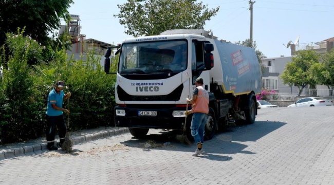 Kuşadası Belediyesi, hijyen ve dezenfeksiyon çalışması yaptı