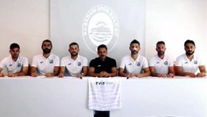 Kuşadasıspor'da 6 oyuncu kaldı