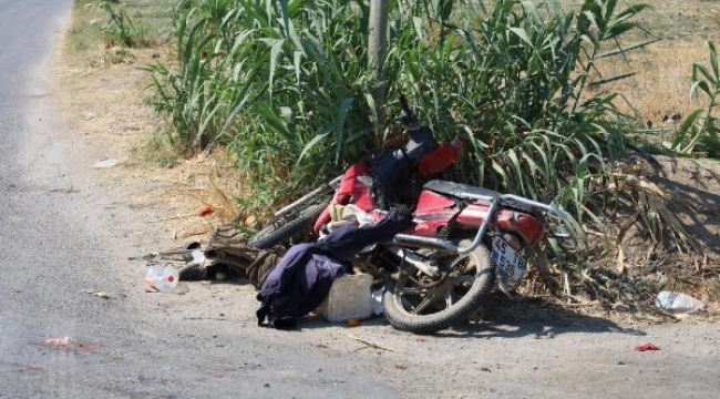 Manisa'da otomobille çarpışan kaskız motosikletli hayatını kaybetti