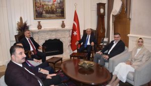 AK Parti'li Yıldırım, İzmir'de! Vali ve emniyet müdürünü ziyaret etti