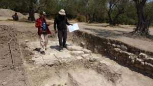 Apollon'da 2 bin yıllık mezarlık gün yüzüne çıkarılıyor