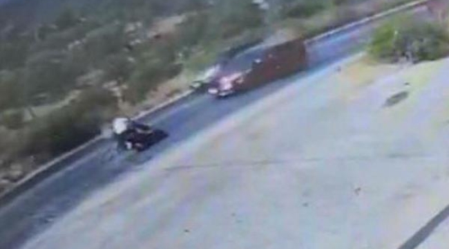 Bodrum'da otomobilin çarptığı motosikletin sürücüsü muhtar öldü
