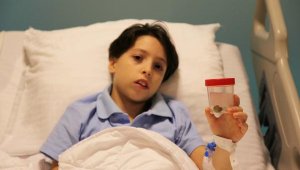 Boğazına üzüm kaçtı, ölümden döndü