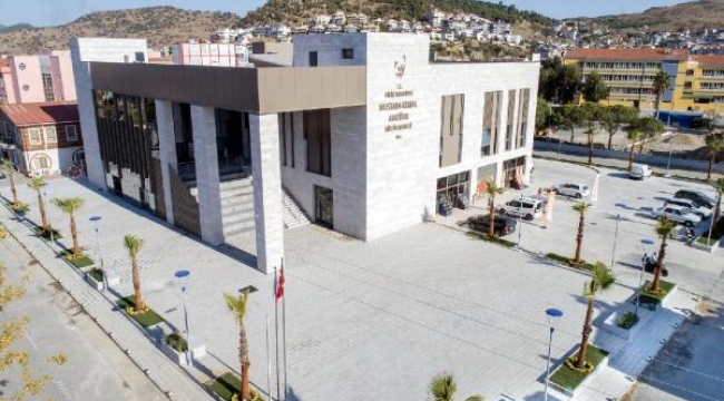 Dikili'de Mustafa Kemal Atatürk Kültür Merkezi kapılarını açıyor