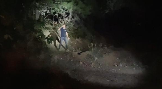 İntihara kalkışan kişiyi Emniyet Müdürü ikna etmeye çalıştı