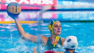 İzmir BŞB'ye su topunda Avustralyalı takviye