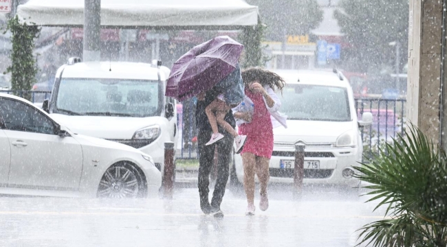 İzmir pazartesi ve salı günü yağmurlu