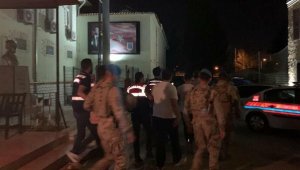 İzmir, TSK yapılanmasına yönelik baskın