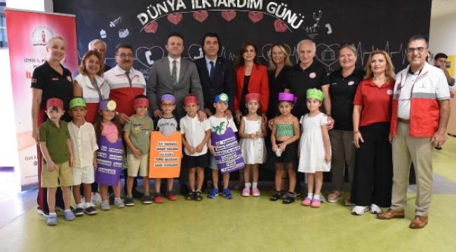 İzmir'de miniklere canlandırmalı ilk yardım eğitimi