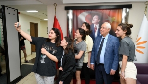 Karabağlar Belediyesi'nin açtığı kız yurdu kısa sürede doldu