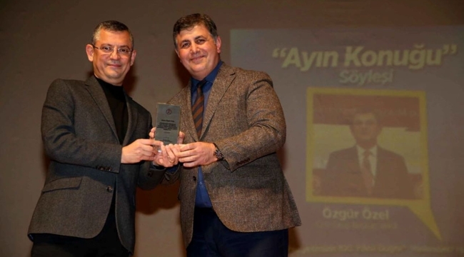 Karşıyaka Belediye Başkanı Tugay, Özgür Özel'i destekleme kararı aldı