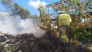 Kaynak makinesinden çıkan yangın, söndürüldü
