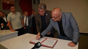 Kula'ya Büyükşehir'den kilit parke desteği için protokol