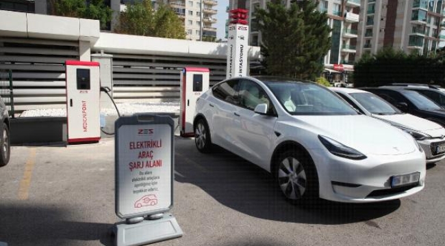 Medical Point'e elektrikli şarj istasyonu kuruldu