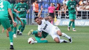 Menemen FK 1 puandan memnun