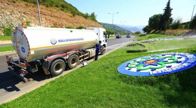 Menteşe'de yeşil alanların yüzde 90'nı arıtma suyuyla sulanıyor