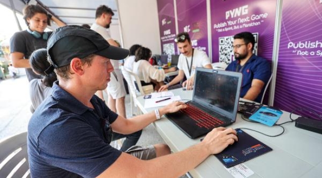 Oyun tutkunları İzmir Enternasyonal Fuarı'nda buluştu