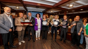 100 yıl önce aileleri giden mübadiller İzmir'de