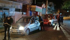 Akhisar'da 'Güven ve Huzur' denetimi; 9 gözaltı