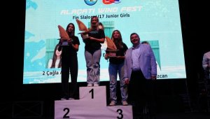 Alaçatı Wind Fest'te ödüller sahiplerini buldu