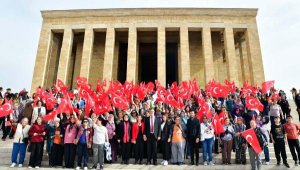 Alaşehirli kadınlardan Anıtkabir ziyareti