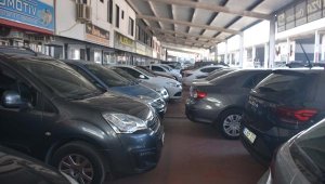 Araba değiştirmek isteyenler dikkat! İkinci el otomobil satışlarında 'aksesuar' fırsatçılığı