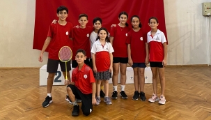 Badminton'da Bayraklı farkı! İzmir dereceleri Bayraklı'dan çıktı