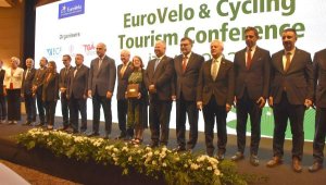 Bakan Ersoy: Euro Velo bisiklet ağına Türkiye'den dahil olan il sayısı artacak