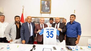 Başkan Soyer, Roman dernekleriyle iş birliği protokolü imzaladı