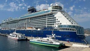 Bodrum'a ilk kez gelen kruvaziyer 2 bin 538 turist getirdi