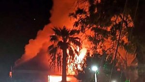 Bodrum'da gece kulübünde yangın çıktı