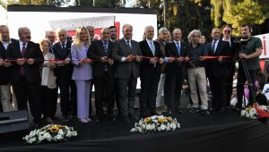 Bornova Belediyesi İstihdam Fuarı açıldı